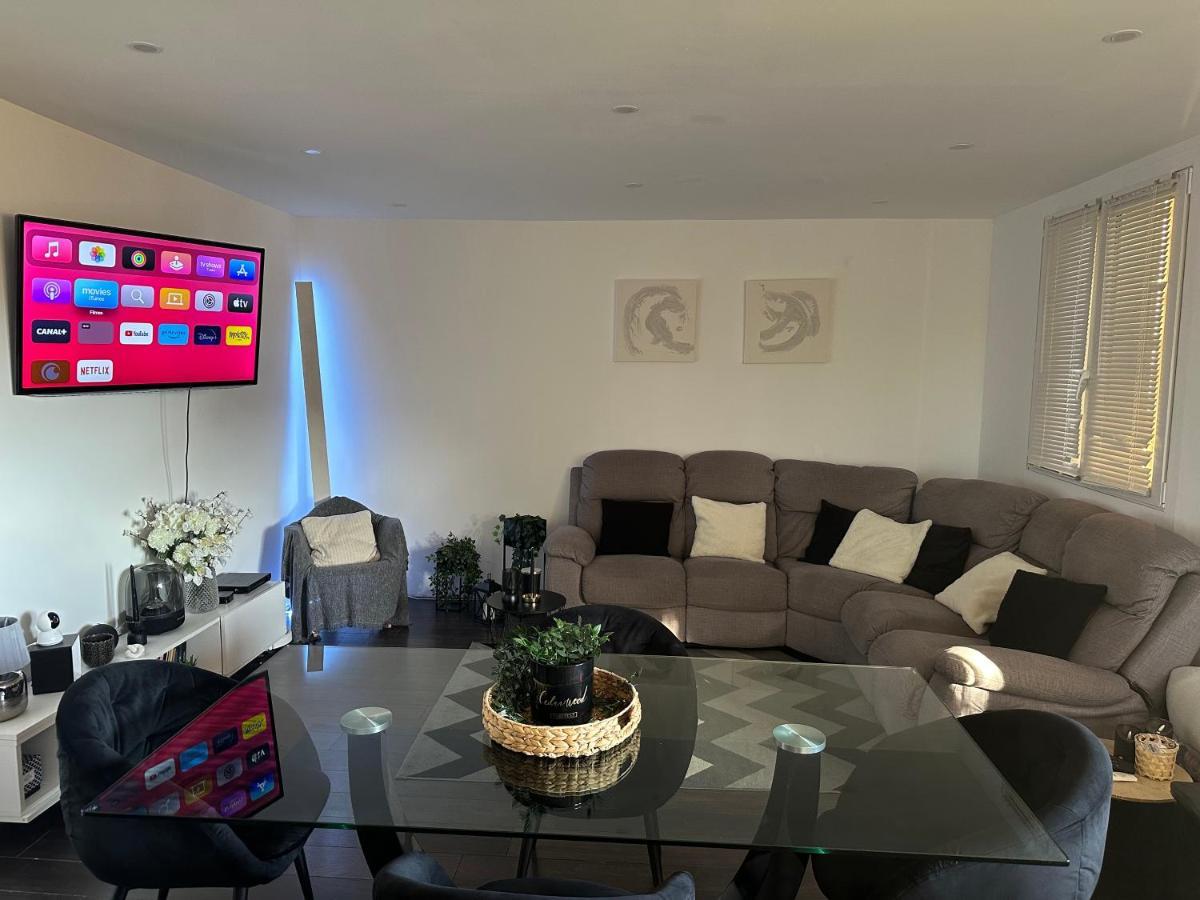 Privat Room In Private Security Residence With Free Parking, 1 Minute From Tramway, 9 Minutes From De Center, Accessible All Transports Ніцца Екстер'єр фото