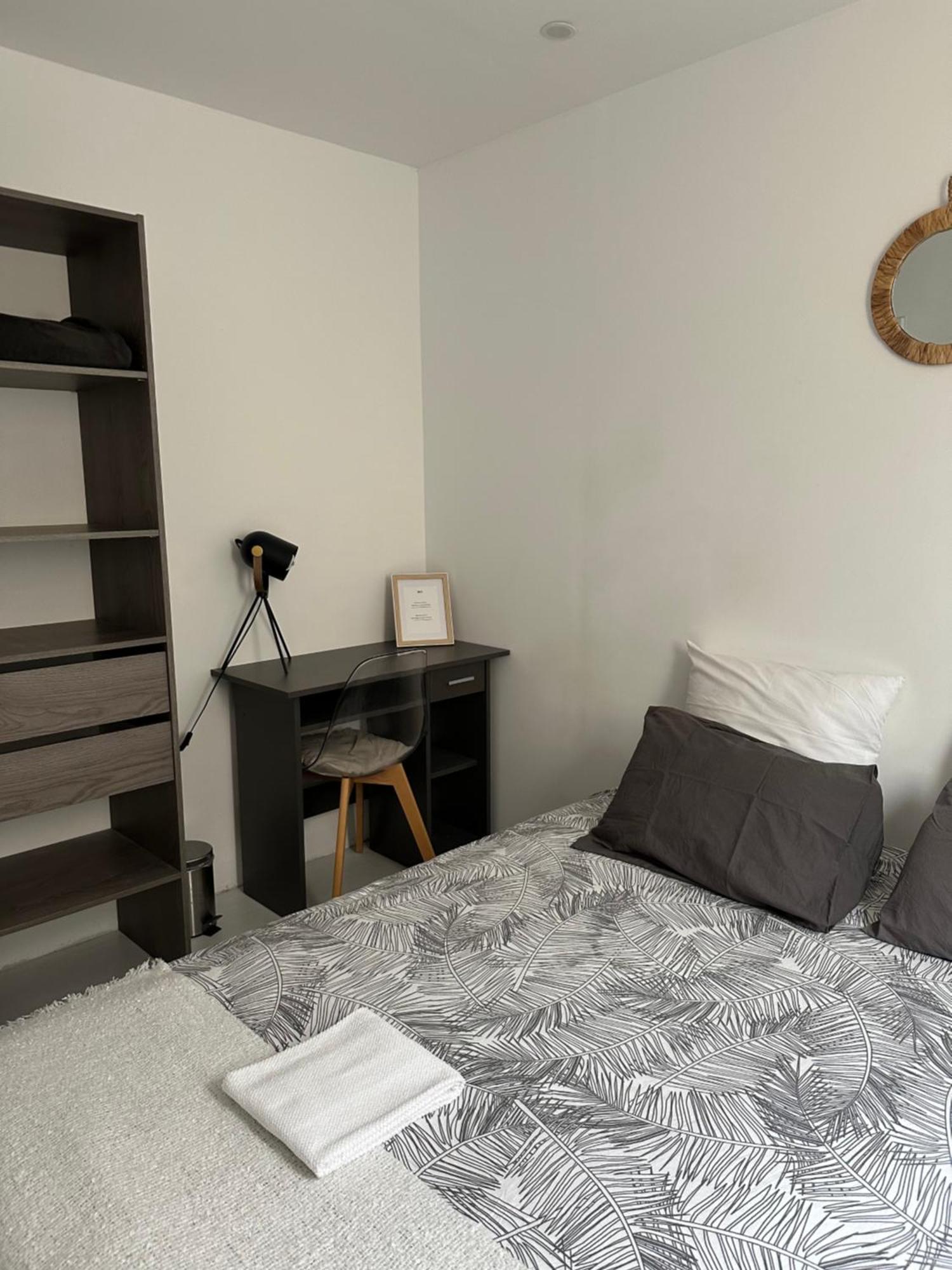 Privat Room In Private Security Residence With Free Parking, 1 Minute From Tramway, 9 Minutes From De Center, Accessible All Transports Ніцца Екстер'єр фото